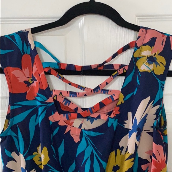 Xhileration Dress - Picture 2 of 5